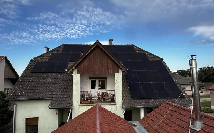 Napelem + tároló rendszer, Nyárlőrinc