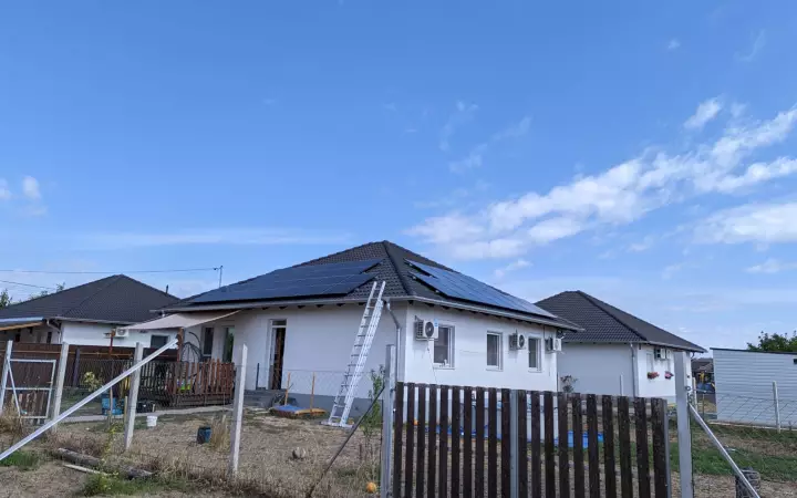 Napelem + tároló rendszer, Inárcs