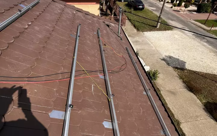 Napelem + tároló rendszer, Kakucs