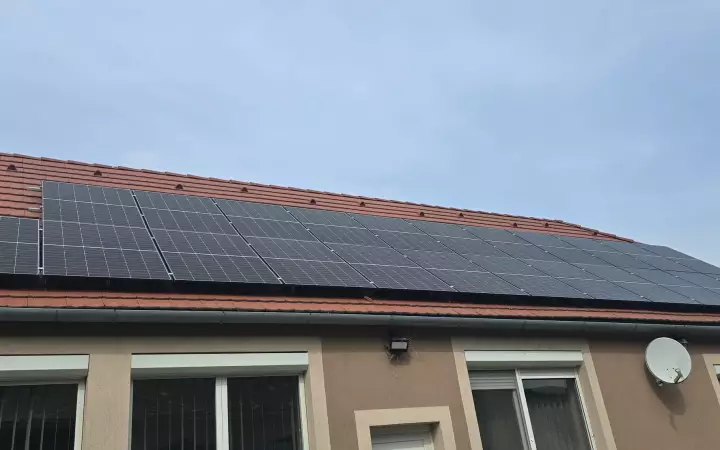Napelem + tároló rendszer, Katymár