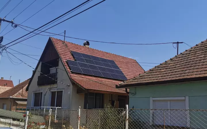 Napelem + tároló rendszer, Sülysáp